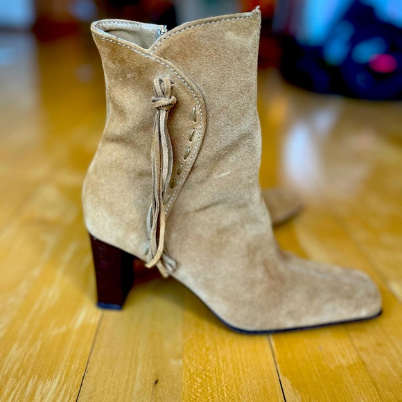 Vianni Italian Suede Leather mid calf boots size 36 - Picture 1 of 3